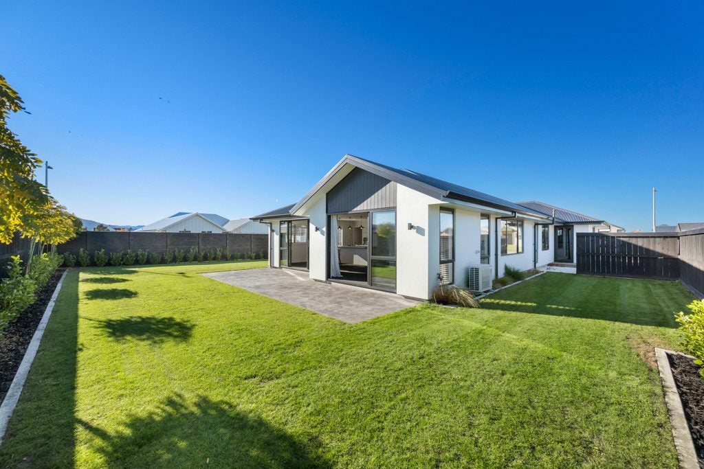 2 Chapel Close, Springlands, Blenheim - Carousel 2