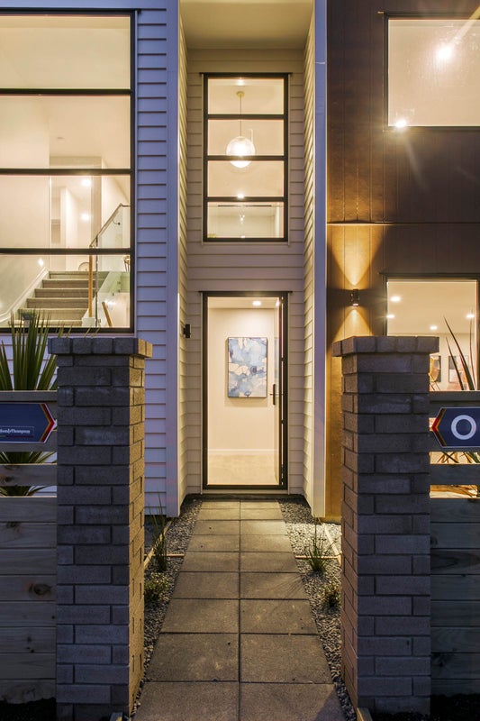 19A Roseberry Avenue, Birkenhead, Auckland - Carousel 1