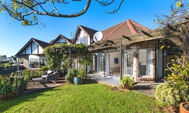 91 Fisher Parade, Sunnyhills, Auckland - Carousel 1