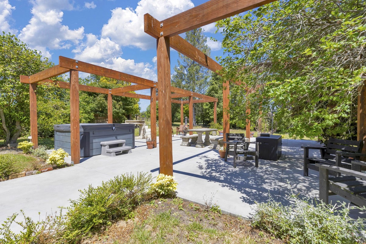 427 Earlys Road, Cust, Cust - Carousel 2