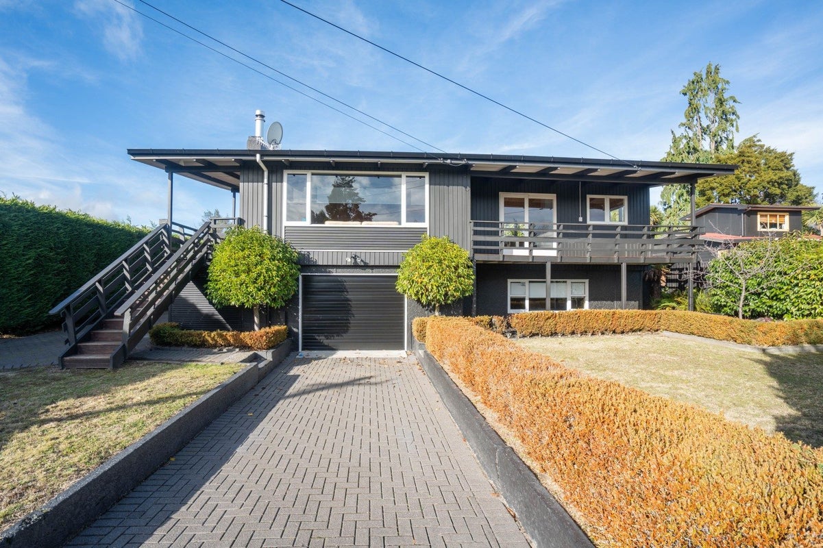 14 Parata Street, Two Mile Bay, Taupo - Carousel 1