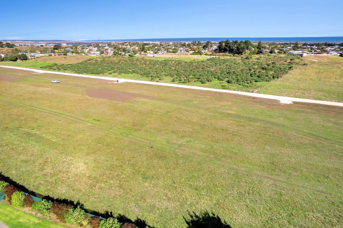 97A Manuka Street, Castlecliff, Whanganui - Carousel 14