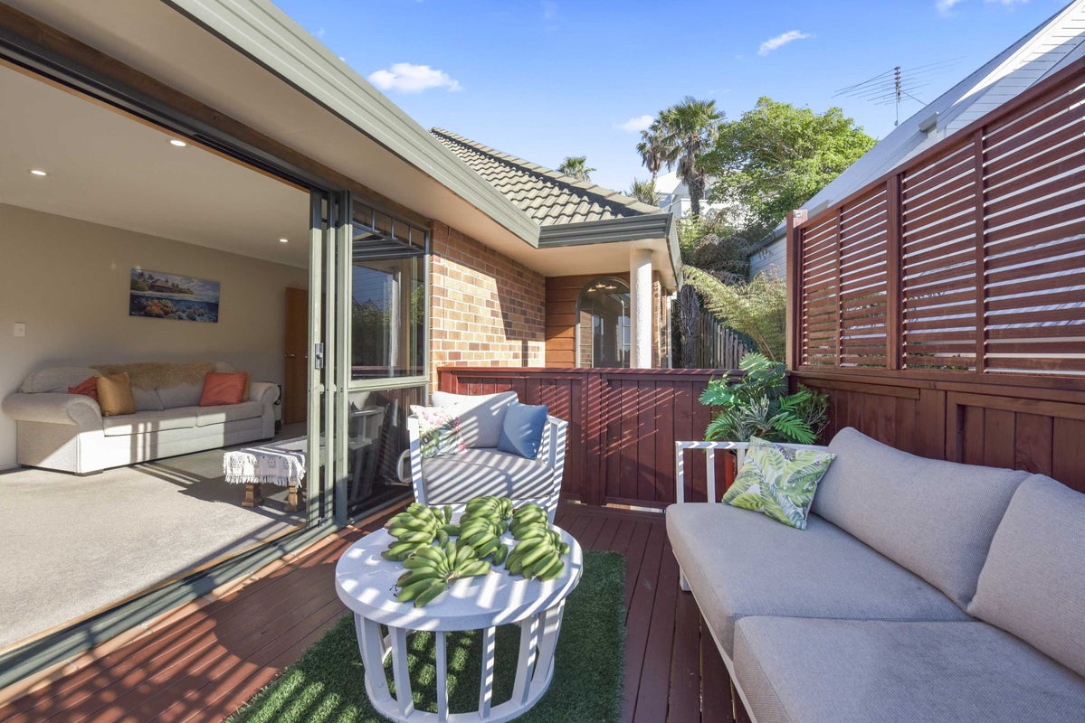 4A Kestrel Heights, Arkles Bay, Whangaparaoa - Carousel 2
