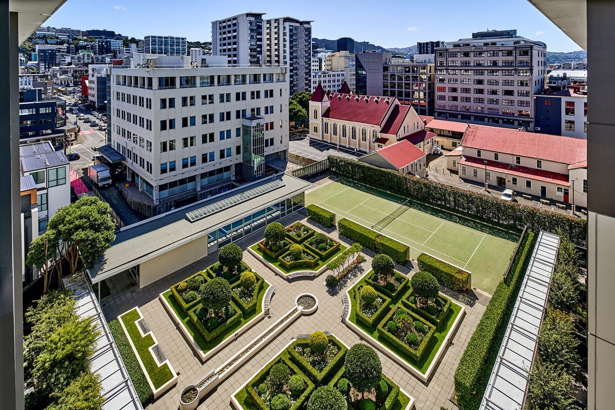 B85/10 Ebor Street, Te Aro, Wellington - Carousel 1