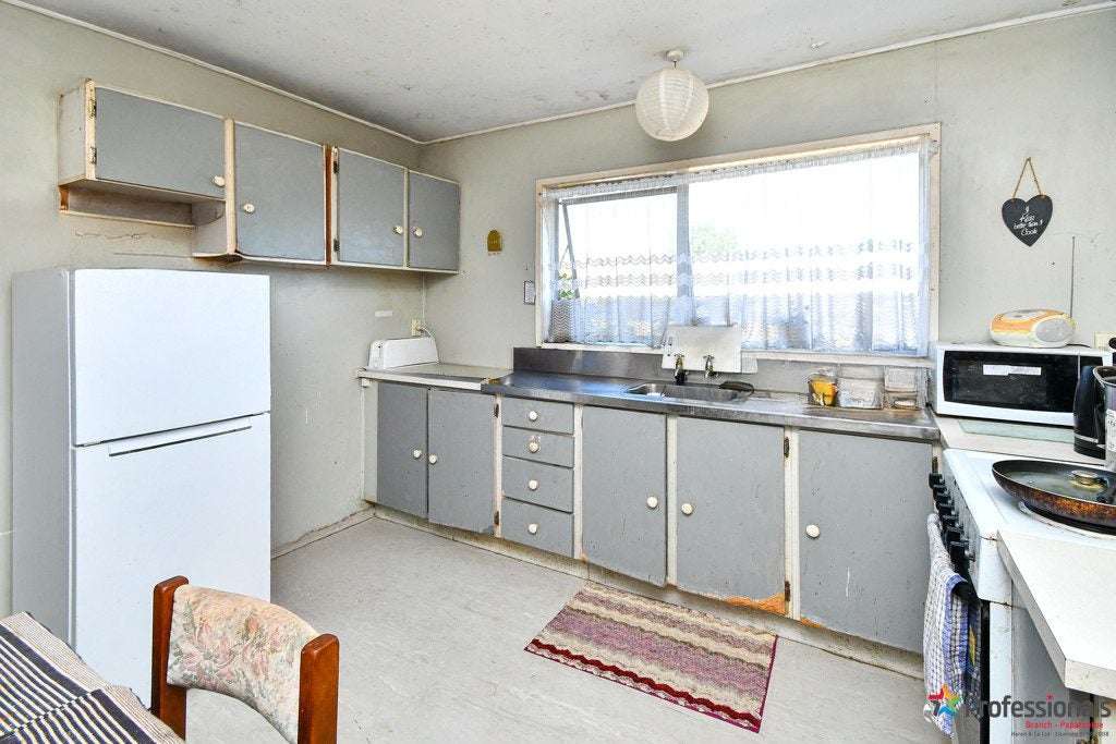 2/95 Motatau Road, Papatoetoe, Auckland - Carousel 2