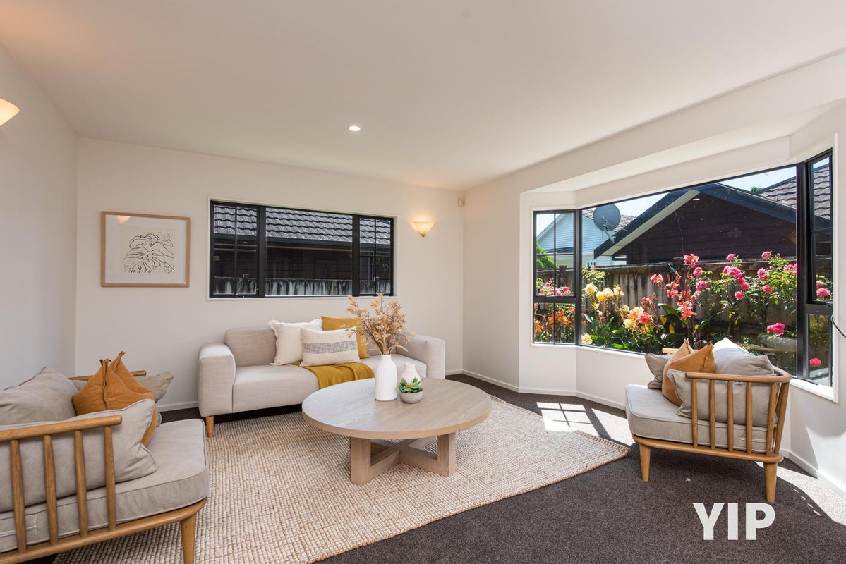 3/10 Pohutukawa Street, Woburn, Lower Hutt - Carousel 2