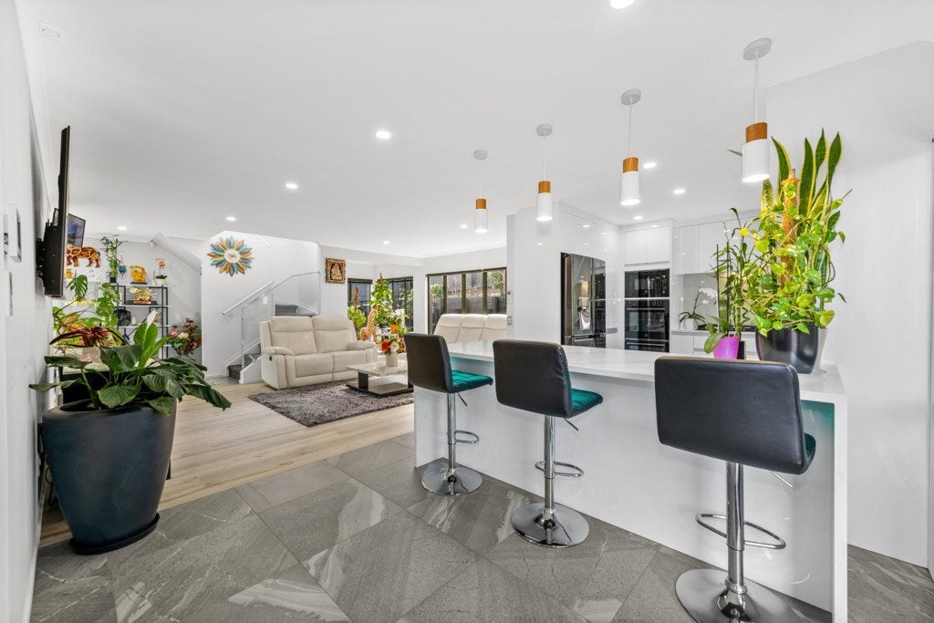 39B Chieftain Rise, Goodwood Heights, Auckland - Carousel 2