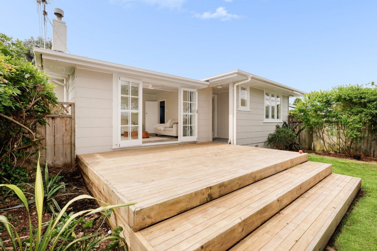 18 Lisbon Street, Greerton, Tauranga - Carousel 1