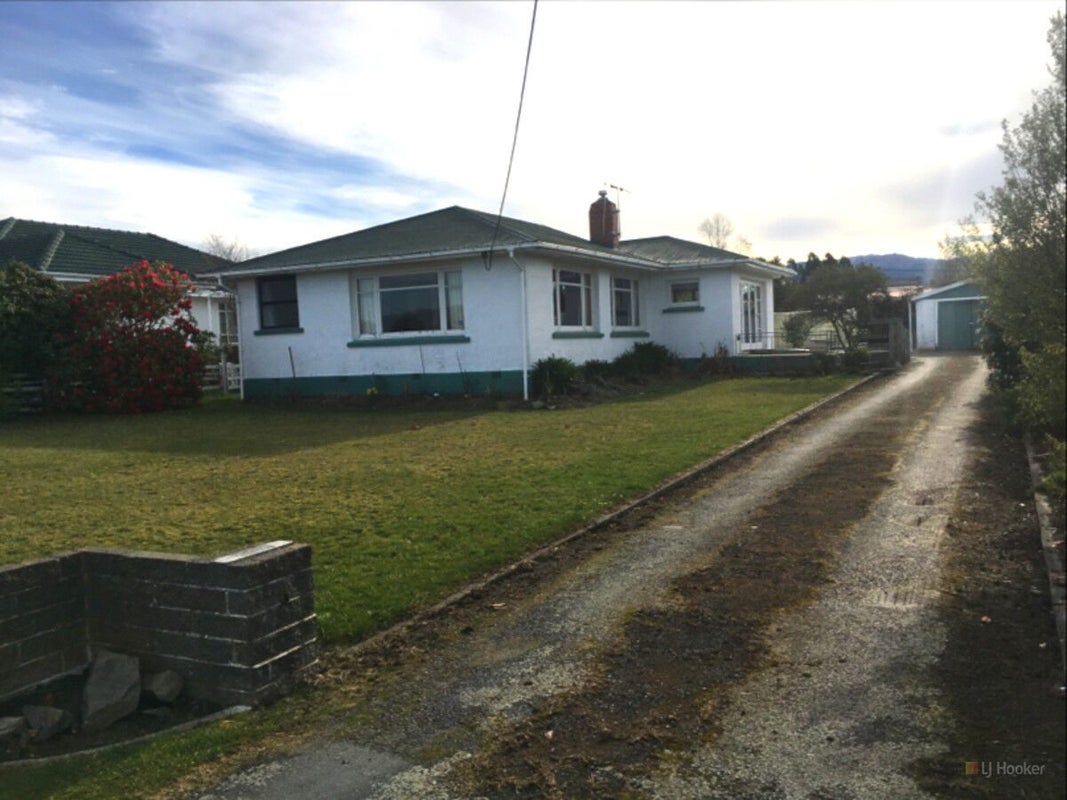 8 Opie Street, Waimate, Waimate - Carousel 1