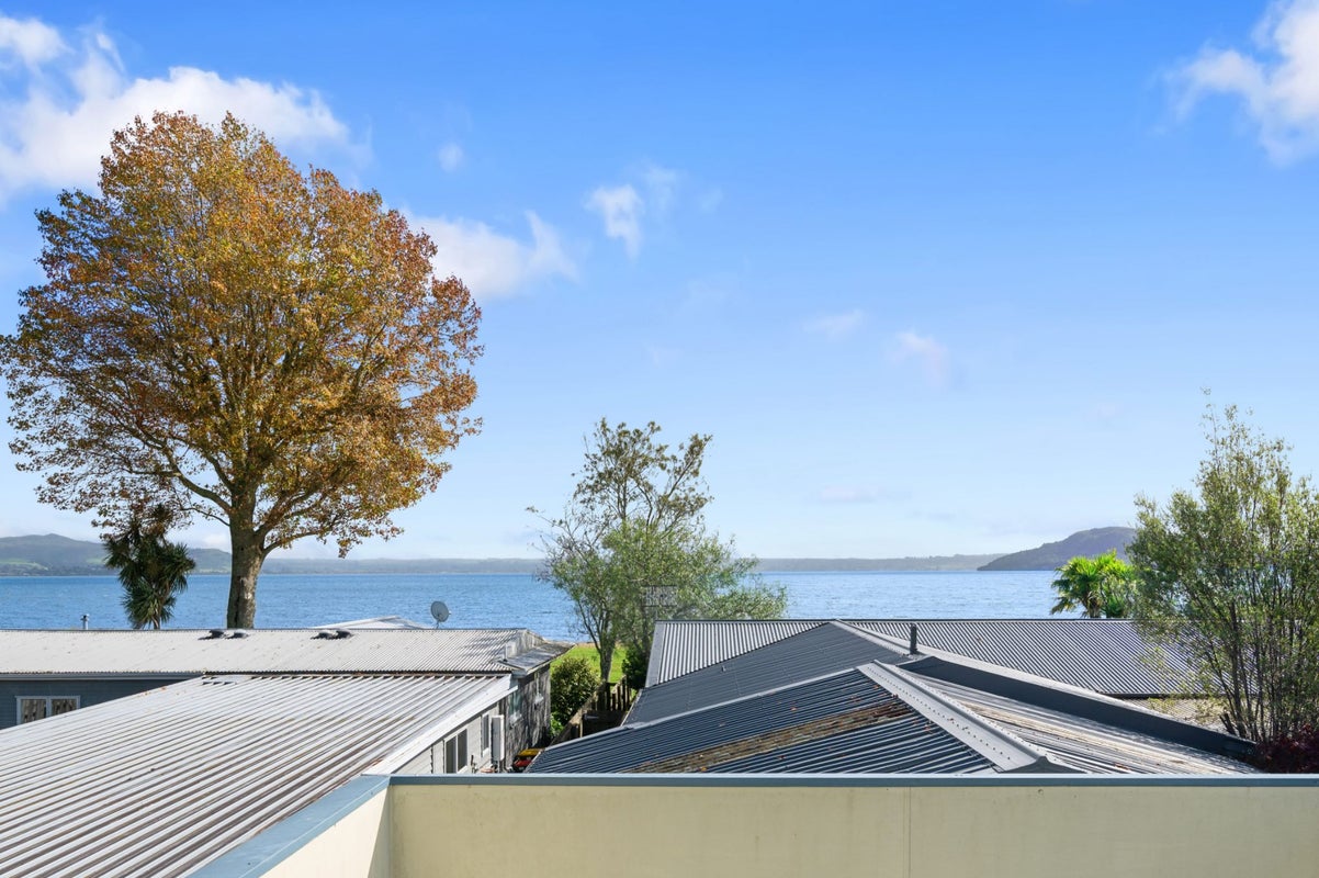 15A Willow Avenue, Hannahs Bay, Rotorua - Carousel 2