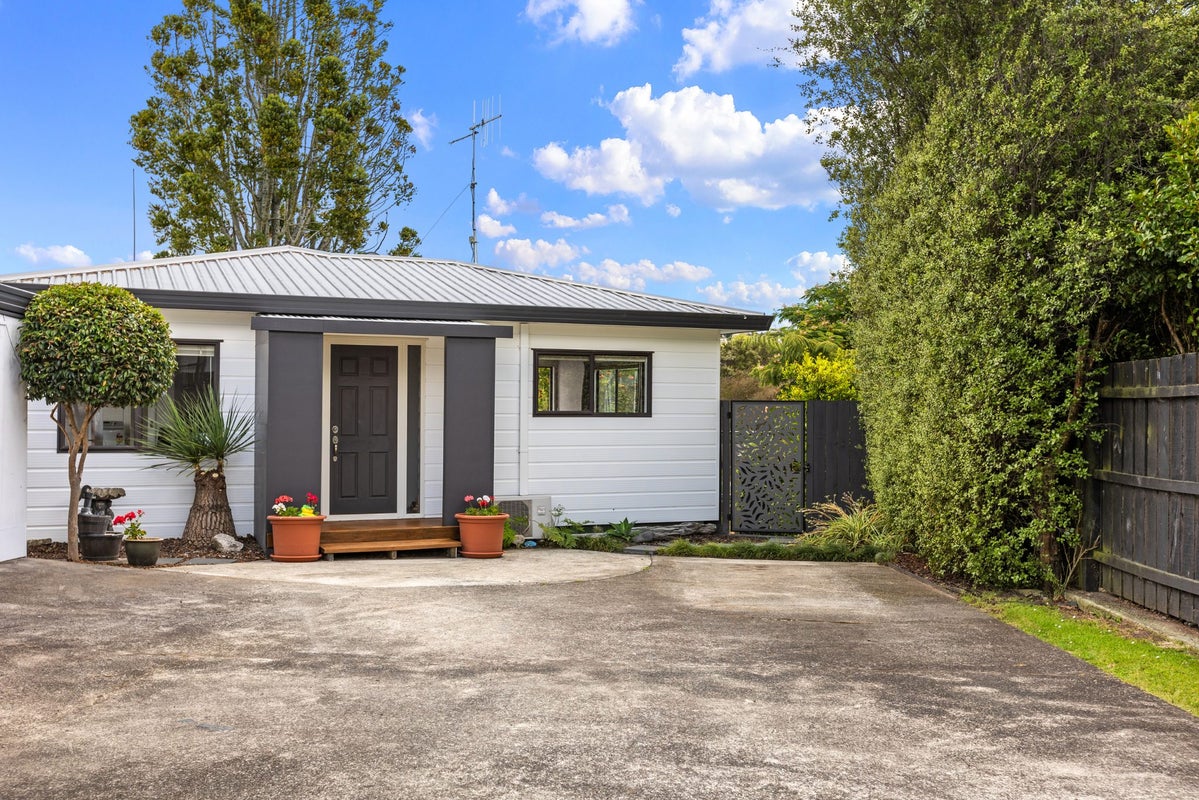 2/68 Humber Crescent, Gate Pa, Tauranga - Carousel 24