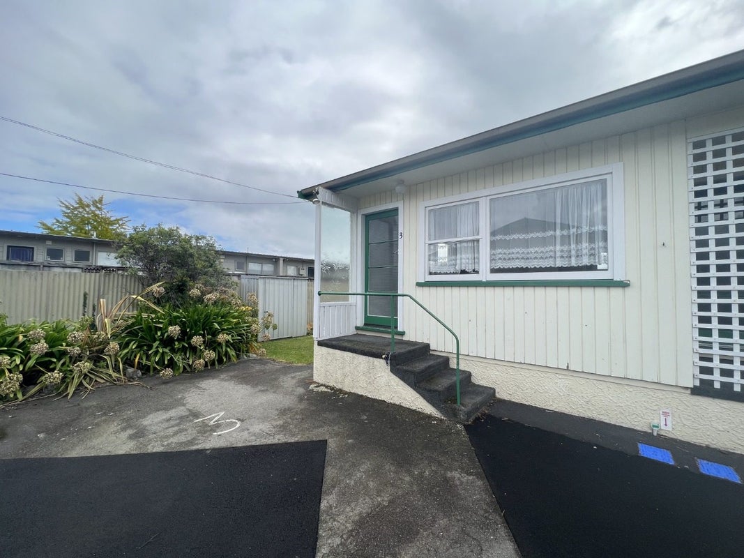 3/62 Golf Road, Tahunanui, Nelson - Carousel 1
