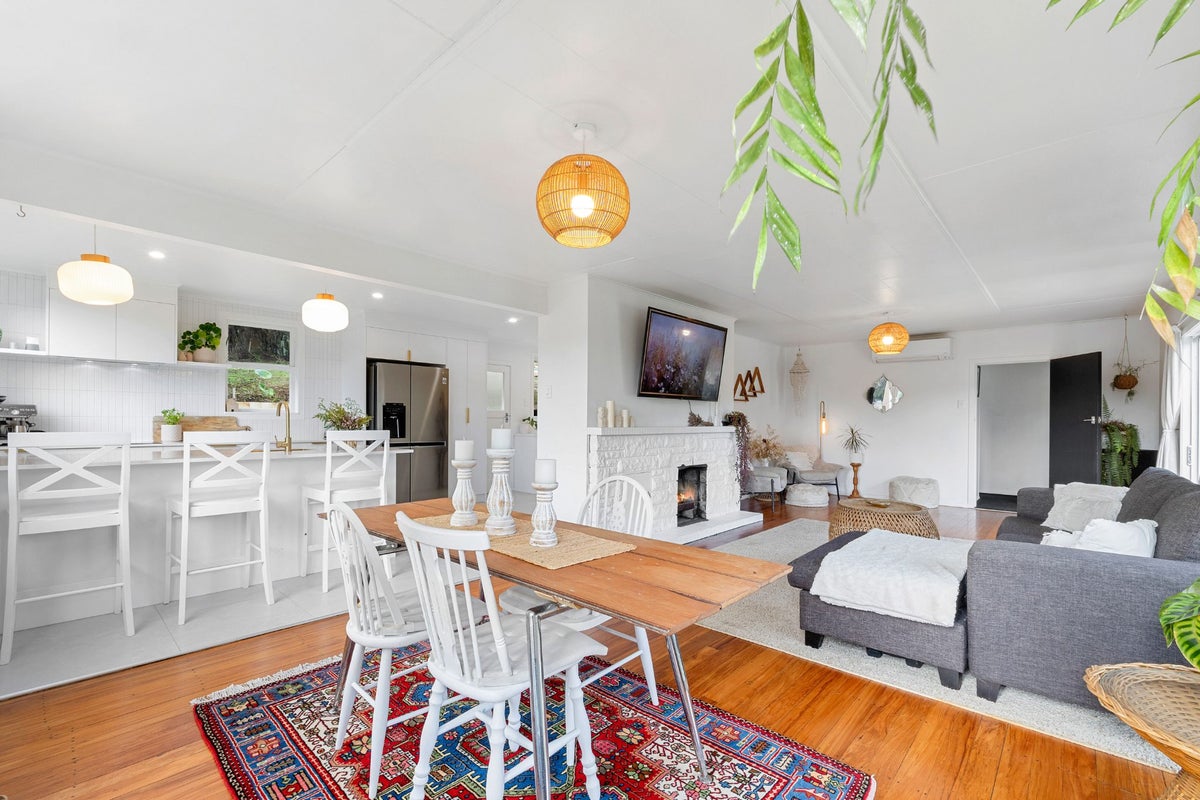 55 Fernleigh Street, Ferndale, New Plymouth - Carousel 2