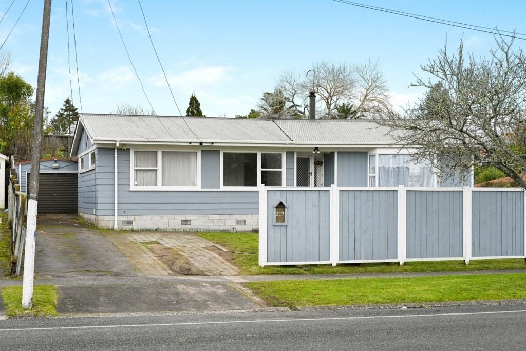 217 Bankwood Road, Chartwell, Hamilton - Carousel 1