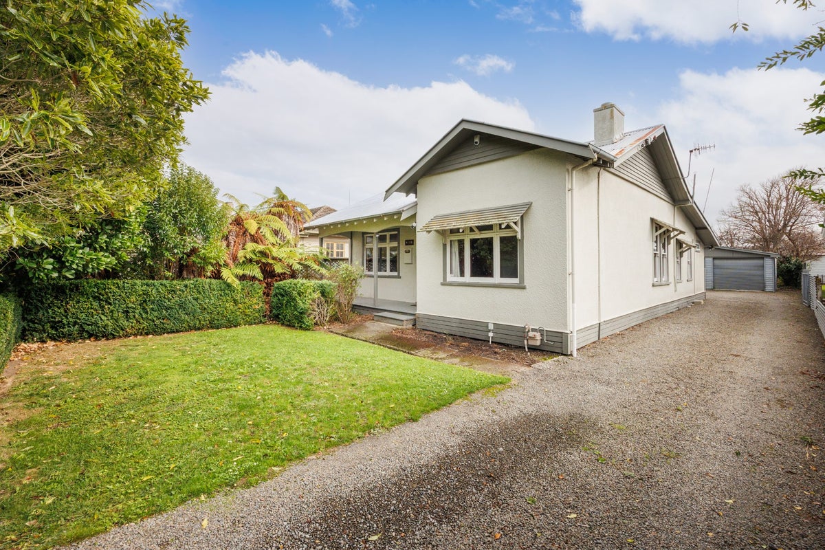 169 Ferguson Street, West End, Palmerston North, Manawatu / Whanganui - Carousel 1