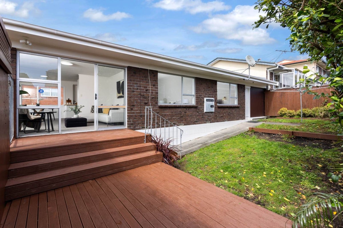 1/503 Richardson Road, Mount Roskill, Auckland - Carousel 1