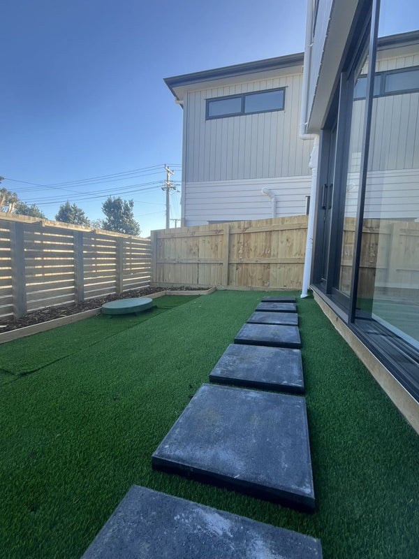3/6 Vine Street, Mangere East, Auckland - Carousel 10
