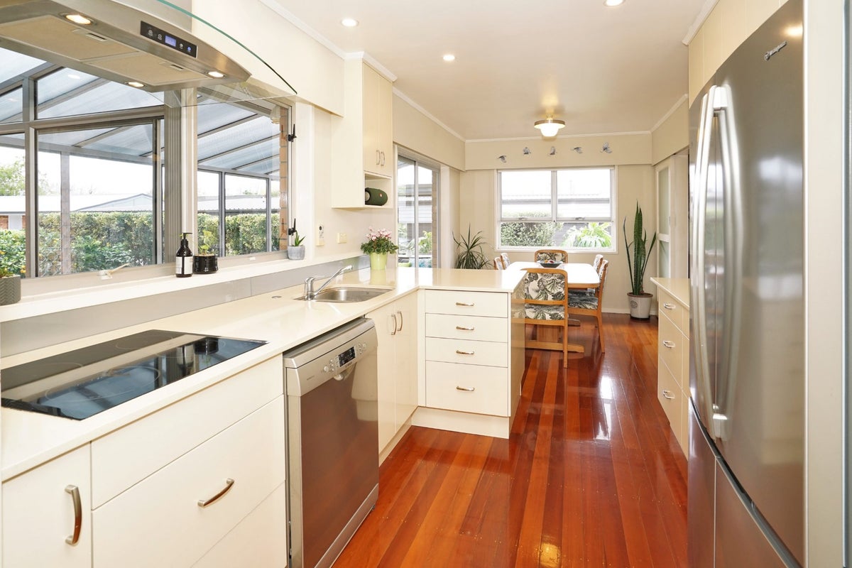 33 Comries Road, Chartwell, Hamilton - Carousel 2