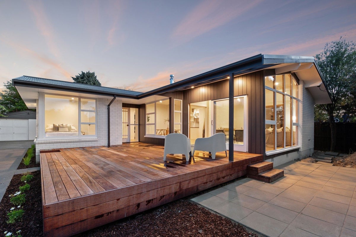 40 Torquay Place, Bryndwr, Christchurch - Carousel 1