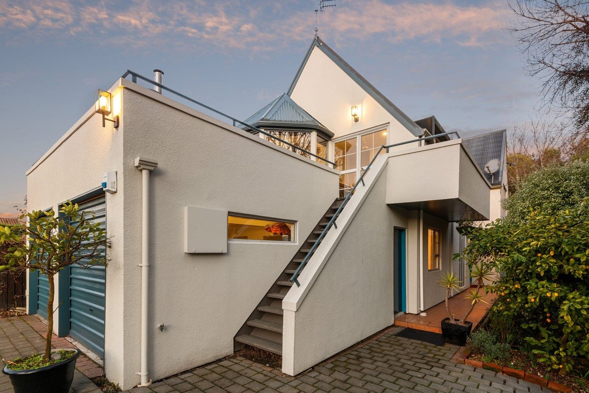 26A Cholmondeley Avenue, Opawa, Christchurch - Carousel 1