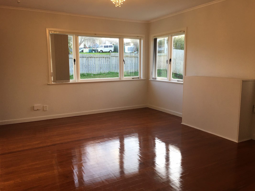 13 Christmas Road, Manurewa, Auckland - Carousel 2