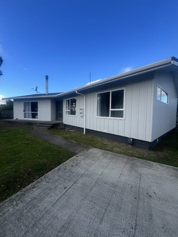 8 Invergarry Road, Hilltop, Taupo - Carousel 1