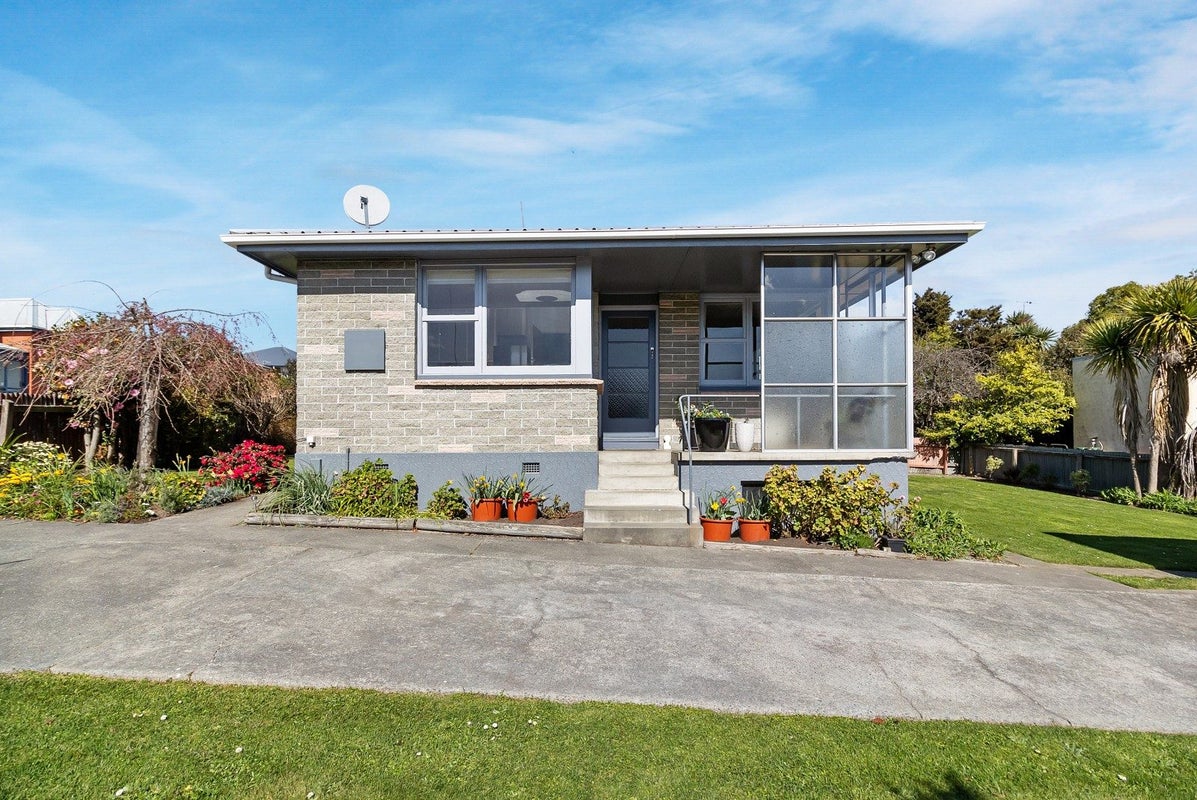 8 Hugh Street, Seaview, Timaru - Carousel 2