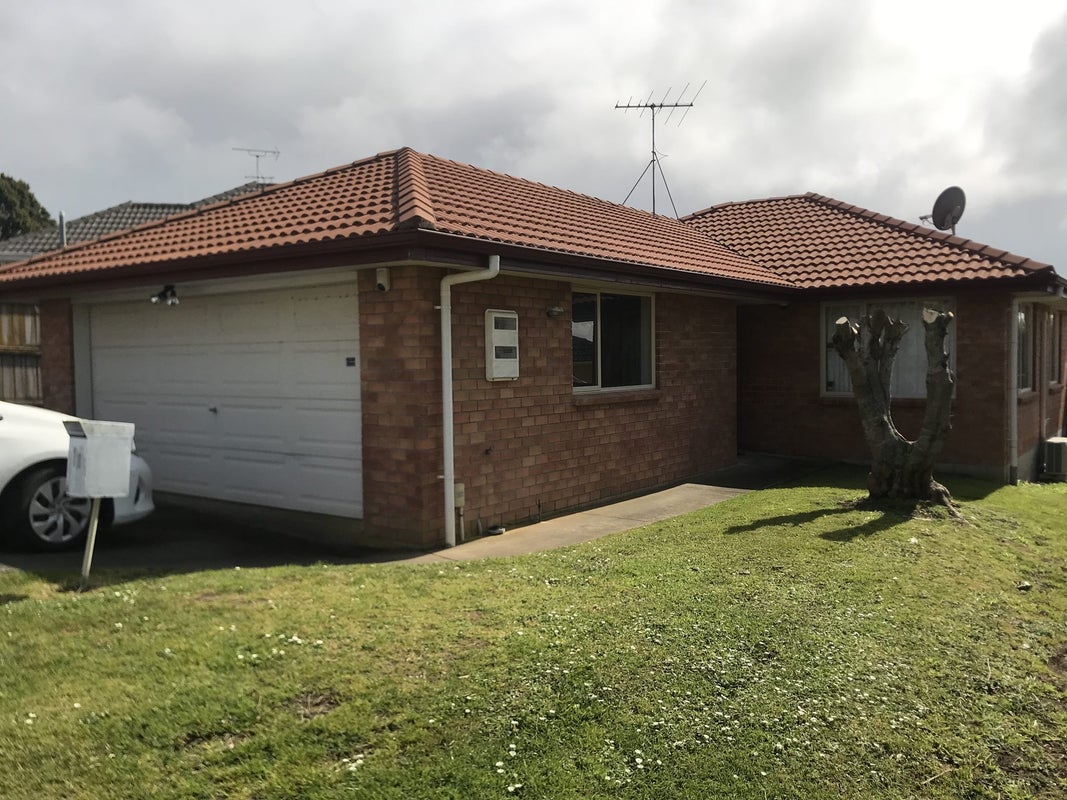 1A Caen Road, Panmure, Auckland - Carousel 1