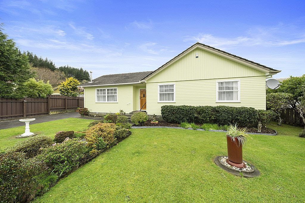 6 Mataura Grove, Wainuiomata, Lower Hutt - Carousel 2