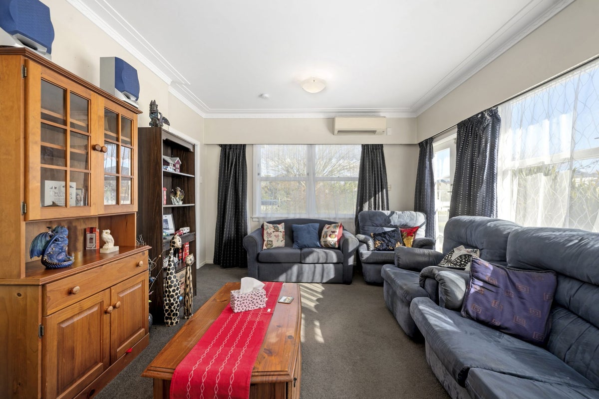 20 Phillip Street, Victoria, Rotorua - Carousel 2