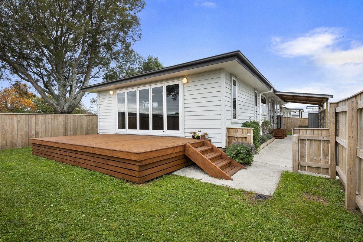 3B Upham Terrace, Roslyn, Palmerston North - Carousel 1