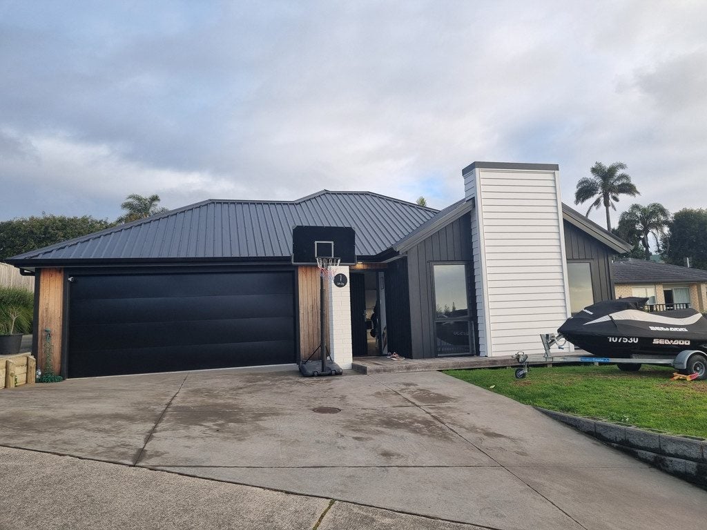 7 Gibbia Way, Beachlands, Auckland - Carousel 1