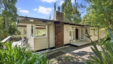 222 Atkinson Road, Titirangi, Auckland - Carousel 1