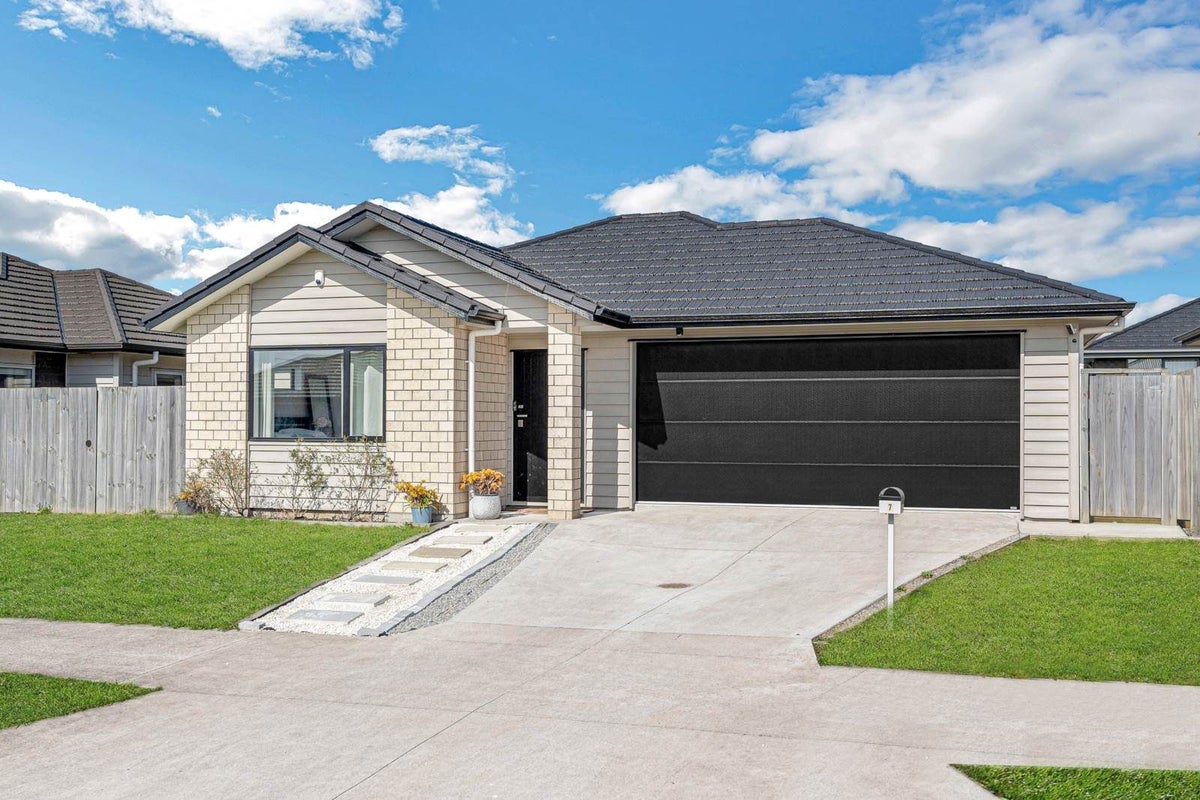 7 Perla Road, Pukekohe, Pukekohe - Carousel 1