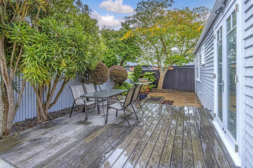 27 Bennett Street, Papanui, Christchurch - Carousel 2