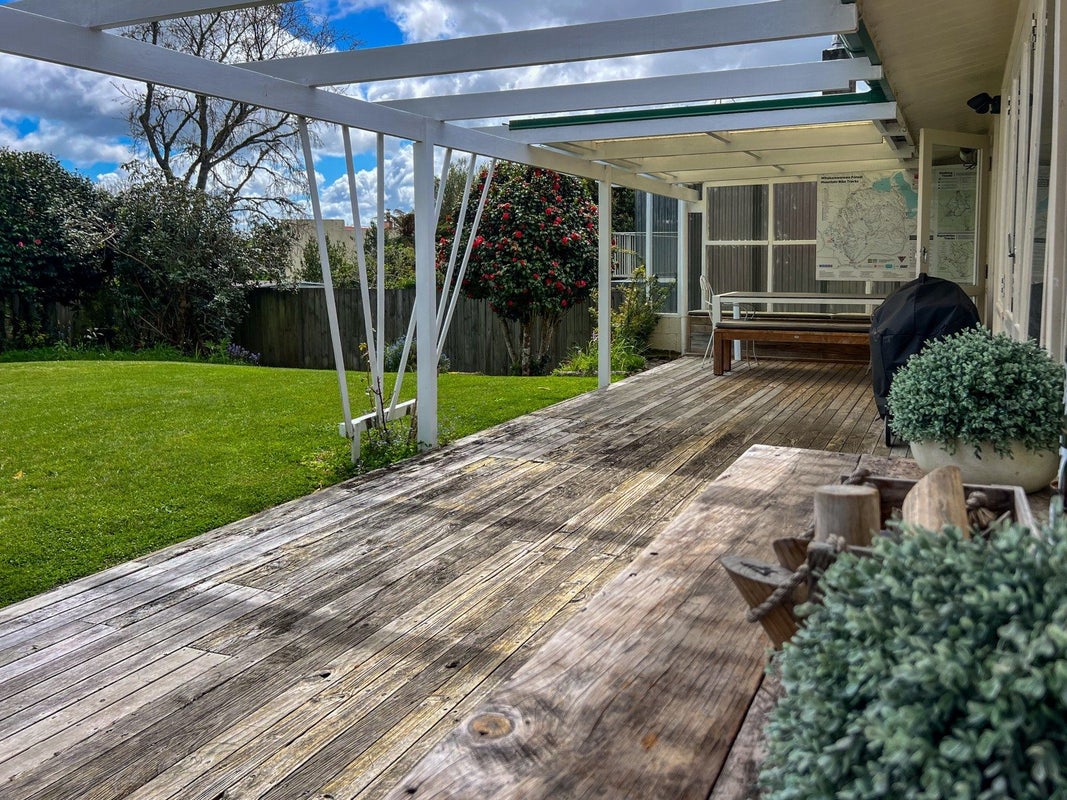 1 Highfield Place, Lynmore, Rotorua - Carousel 2