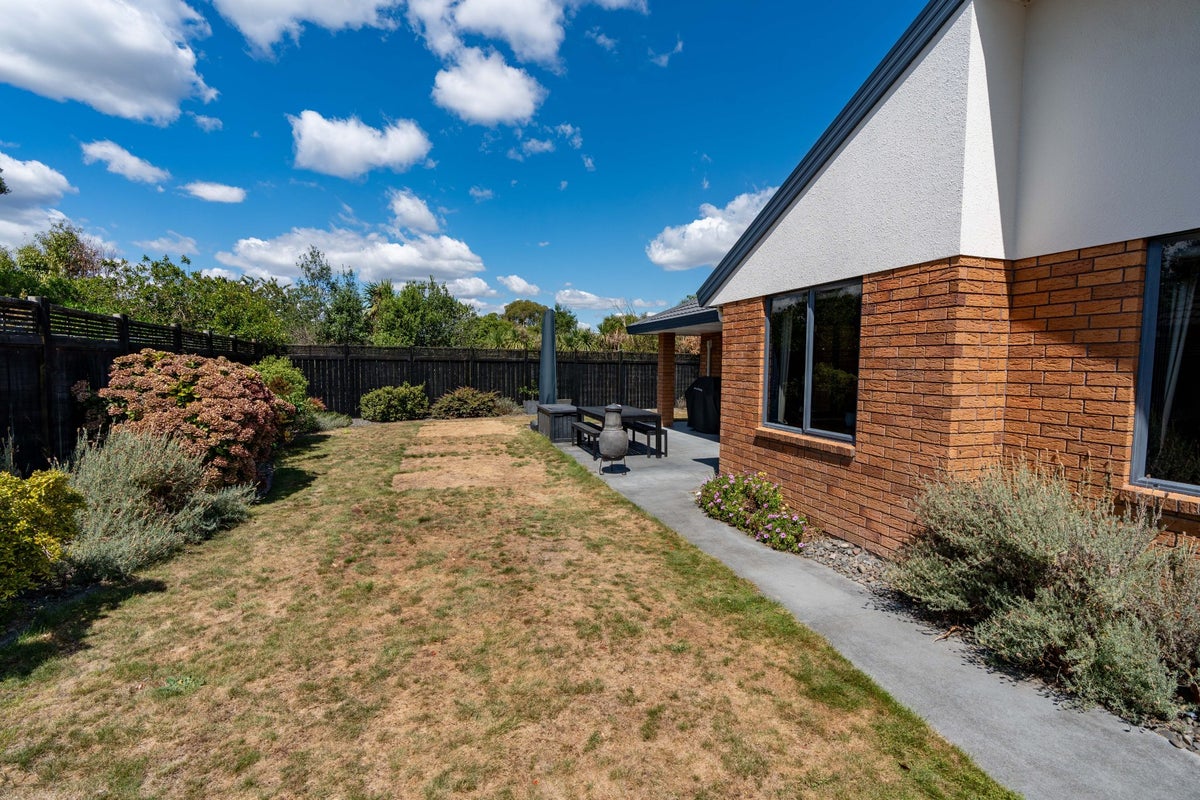 10 Killegray Close, Flagstaff, Hamilton - Carousel 13