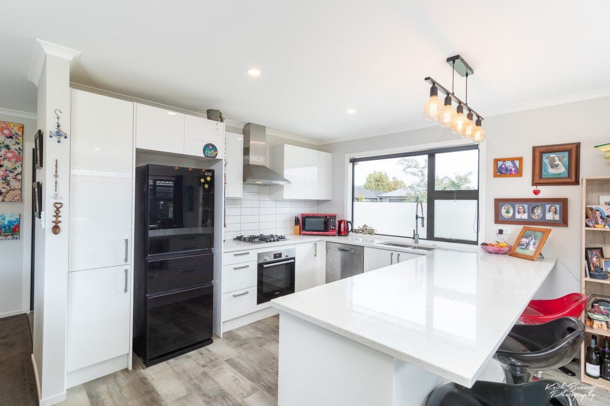 44 Buddle Road, Wallaceville, Upper Hutt - Carousel 2