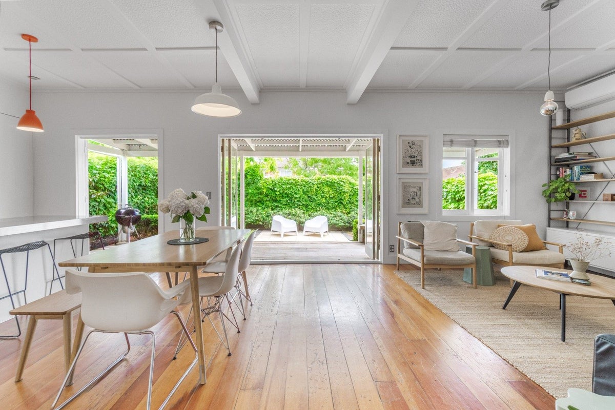 12 Euston Road, Sandringham, Auckland - Carousel 2