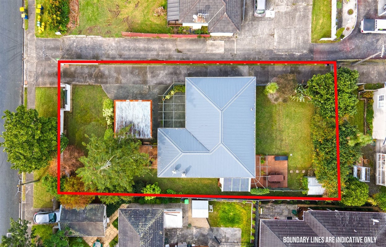 99 Nile Road, Milford, Auckland - Carousel 1