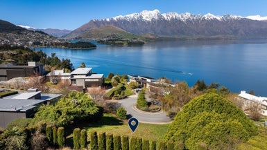 8 Whitbourn Place, Fernhill, Queenstown - Carousel 1