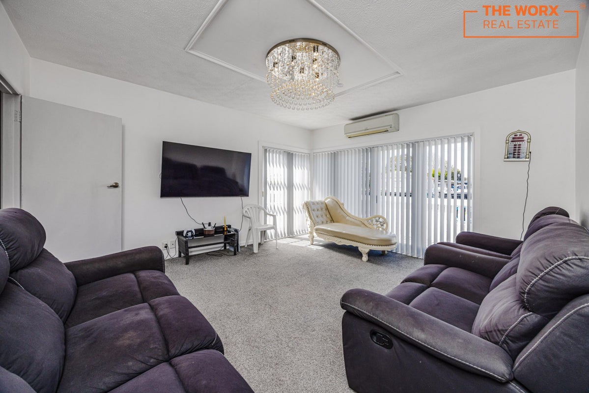 28 Driver Road, Mangere East, Manukau City, Auckland - Carousel 2