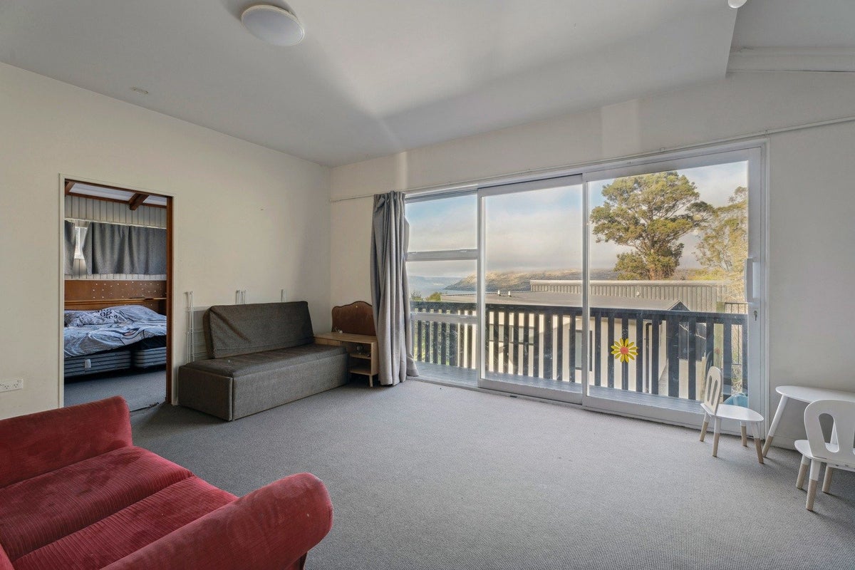 236 Fernhill Road, Sunshine Bay, Queenstown - Carousel 2