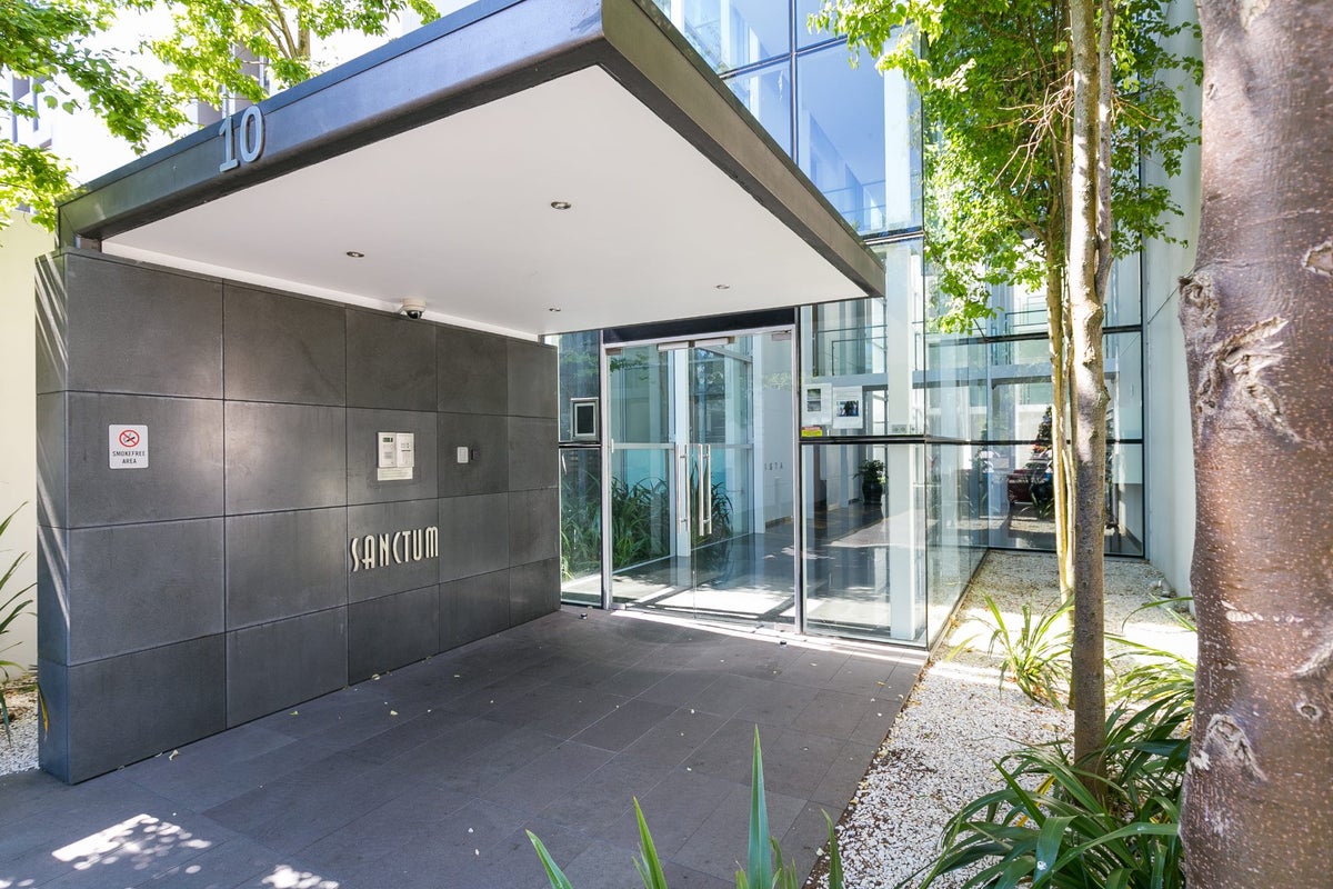 A23/10 Ebor Street, Te Aro, Wellington - Carousel 2