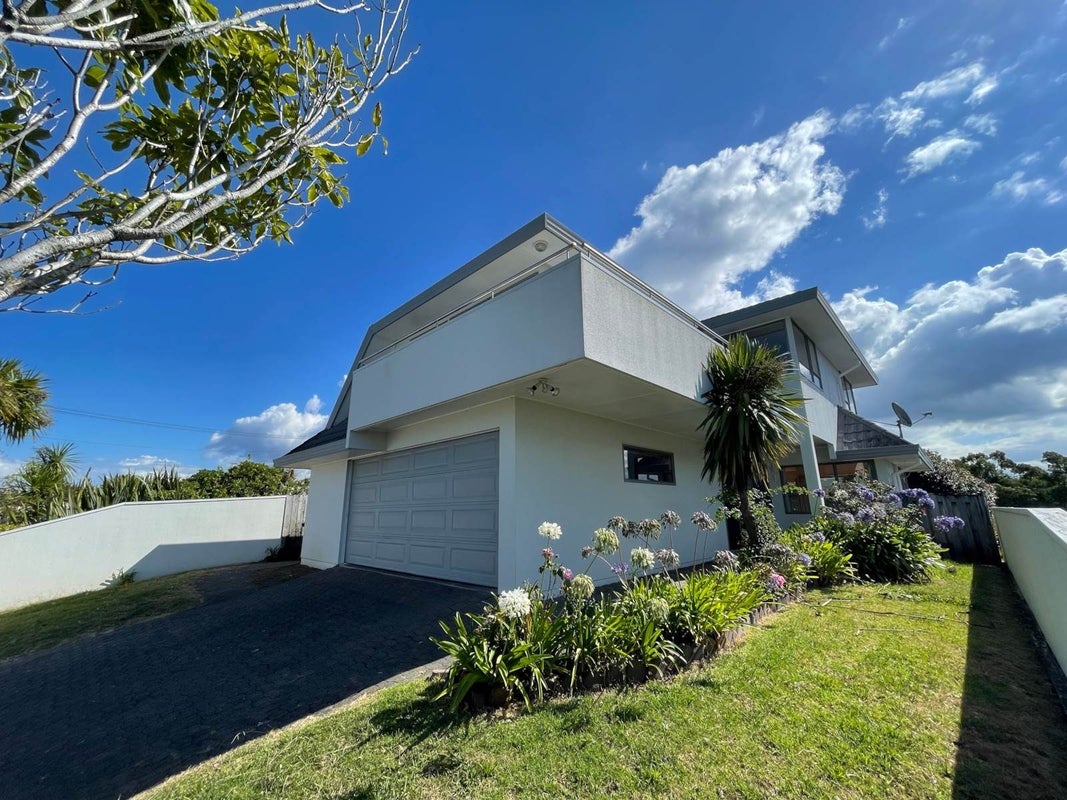 9 Summit Drive, Torbay, Auckland - Carousel 2