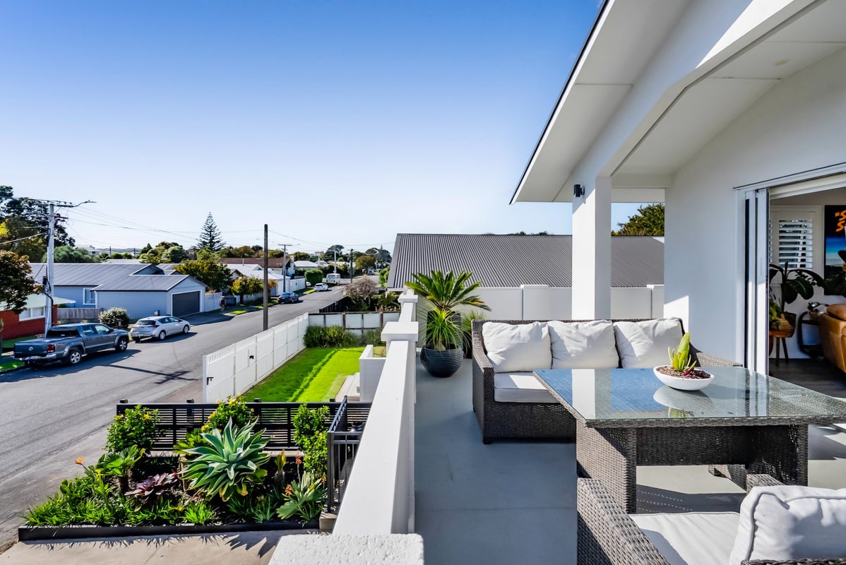 39 Gaine Street, New Plymouth, New Plymouth, Taranaki - Carousel 1