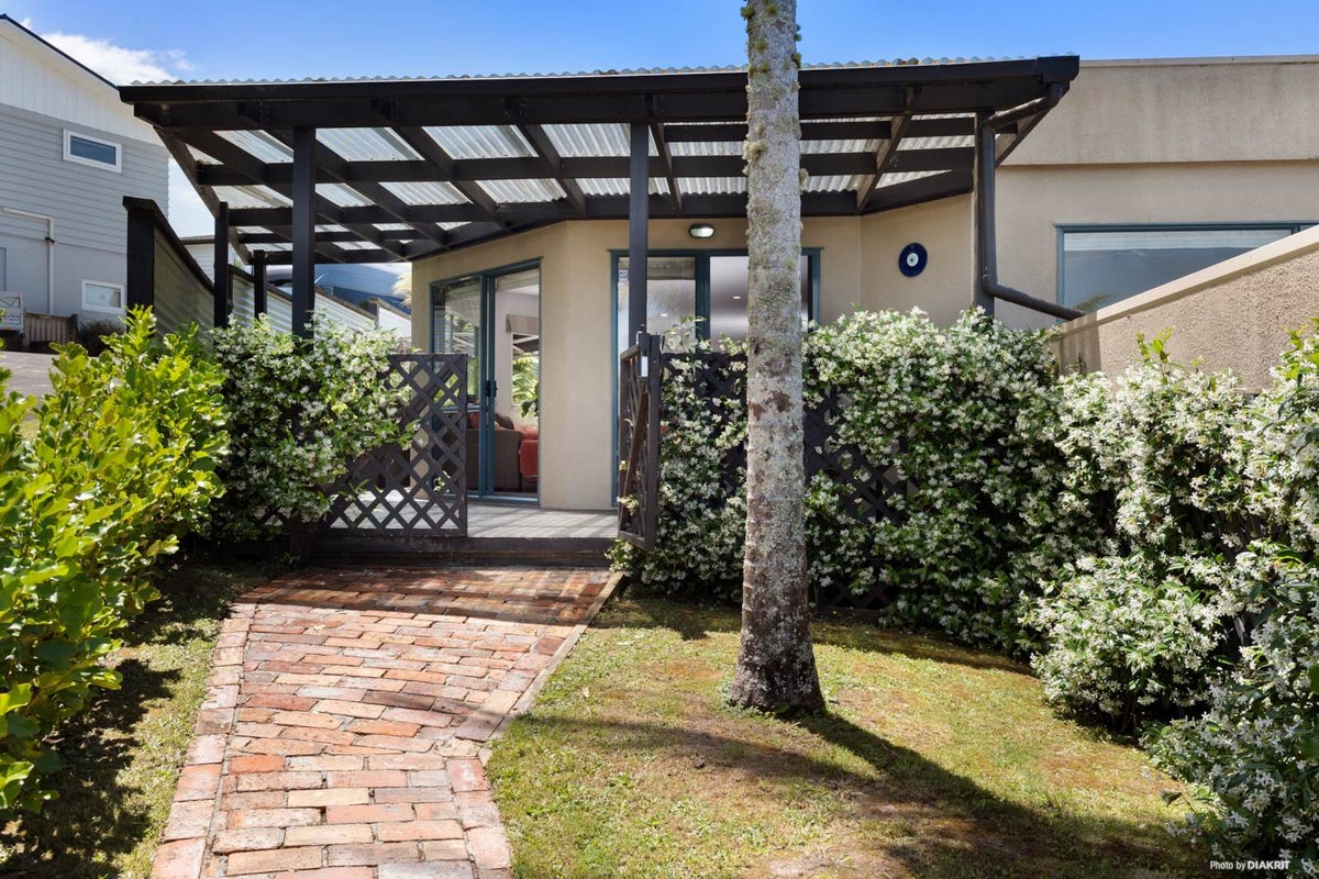 114A Captain Scott Road, Glen Eden, Auckland - Carousel 2