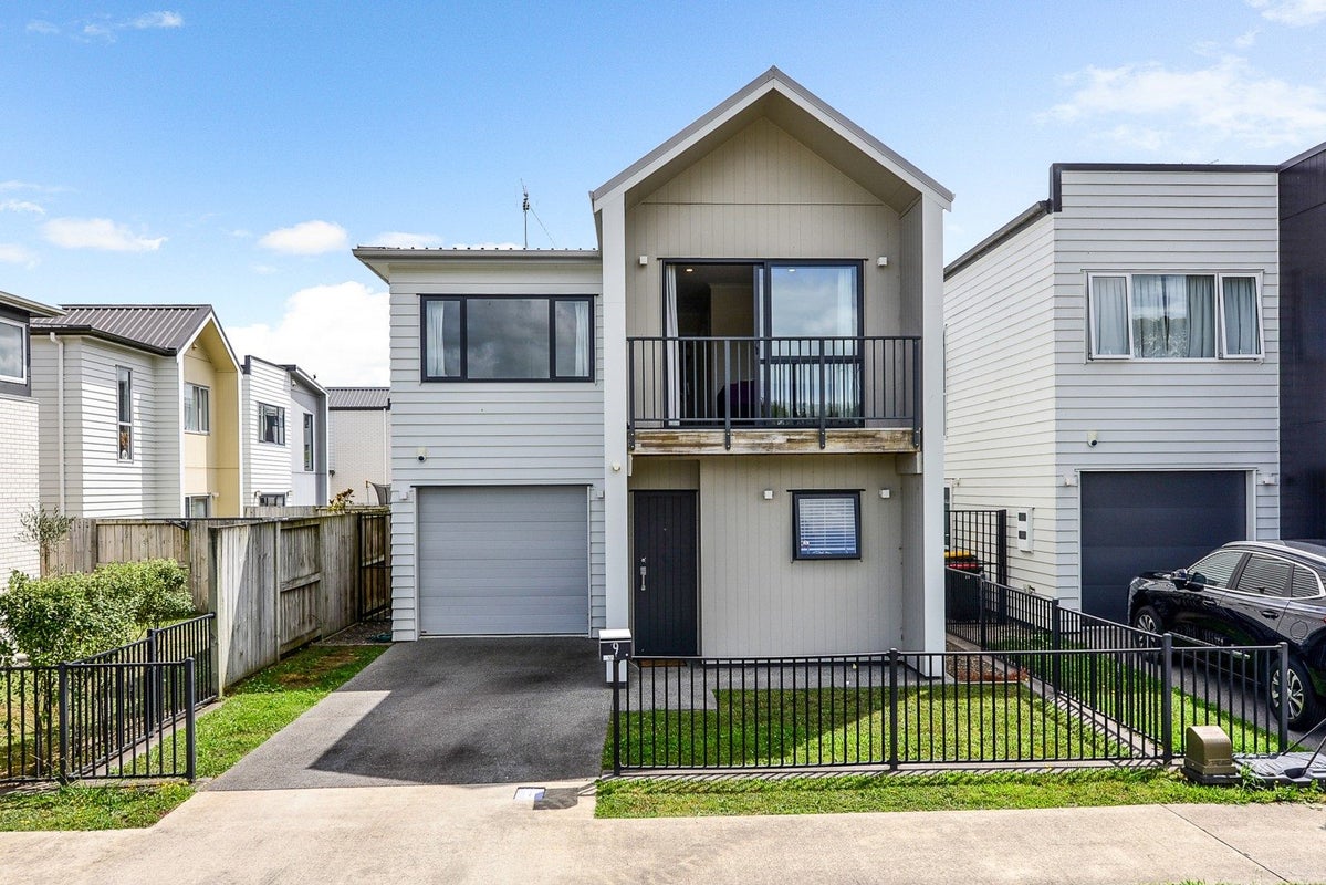 9 Rebekah Crescent, Flagstaff, Hamilton - Carousel 15
