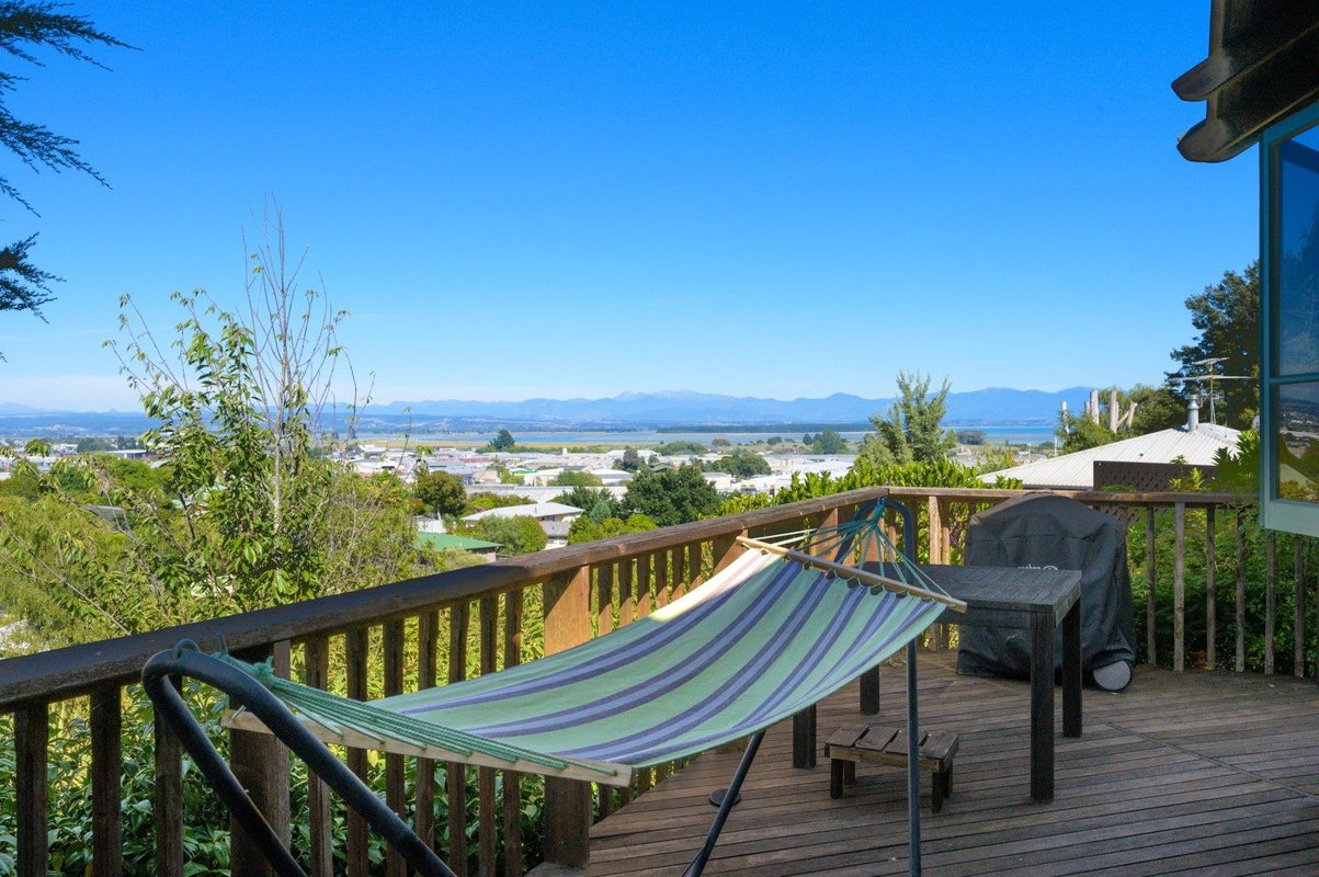 26 Maire Street, Tahunanui, Nelson - Carousel 1