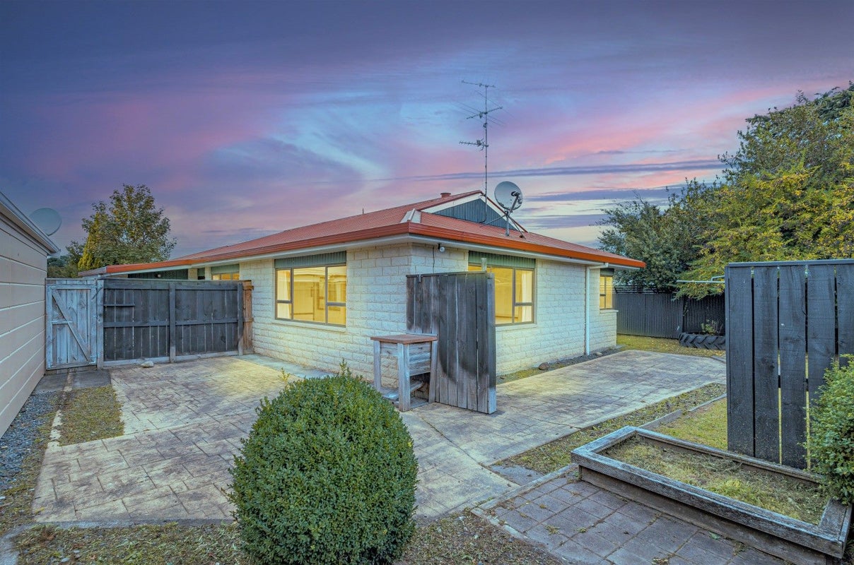 178A East Street, Greytown - Carousel 1